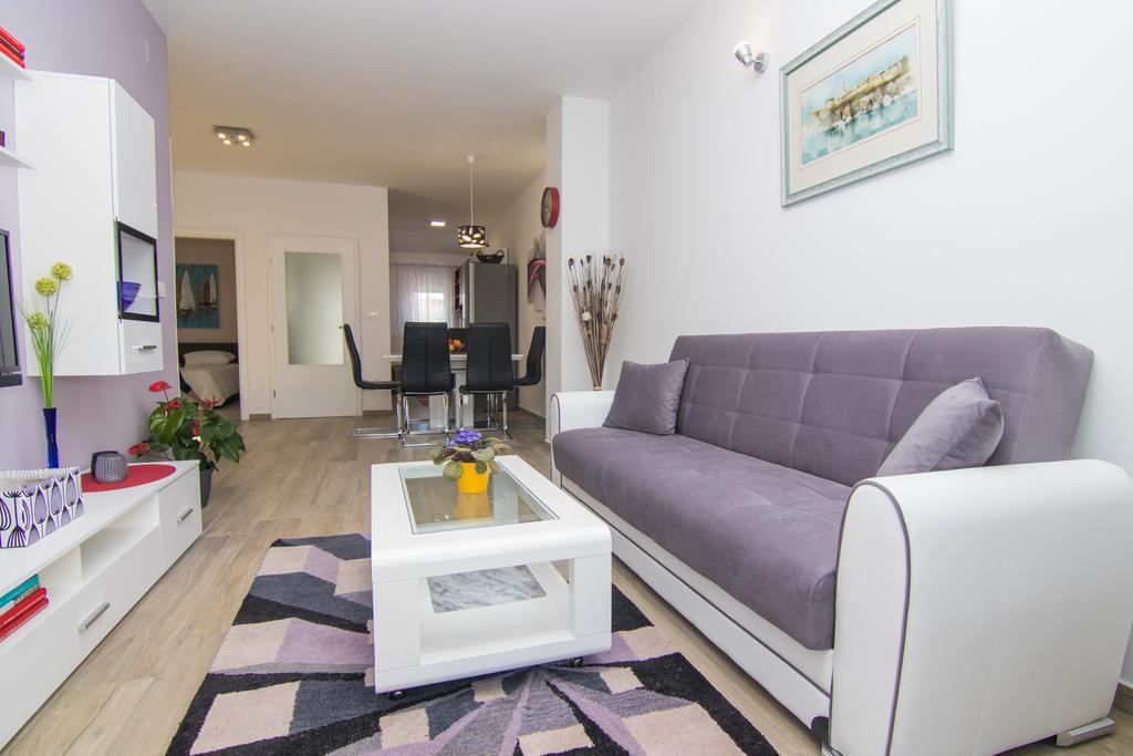 Apartment Neda Krk Town Esterno foto